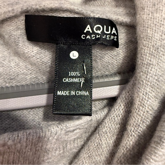 AQUA Gray Distressed 100% Cashmere Hooded Sweater Women's Size L Hoodie - Picture 3 of 5